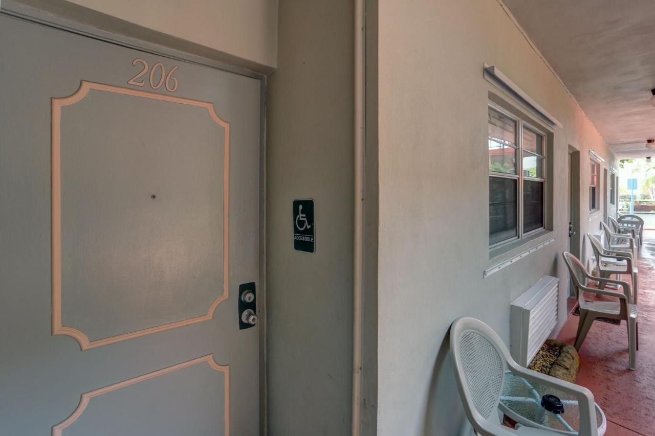 Richard'S Motel Studios ハリウッド エクステリア 写真